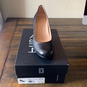 Naturalizer Black Leather Michelle Pump, size 7.5